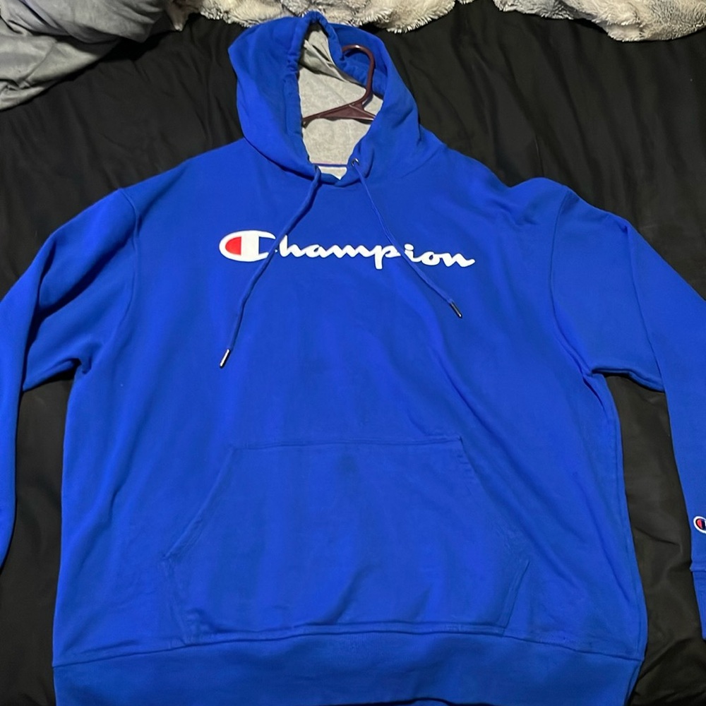 Champion Sweatshirt